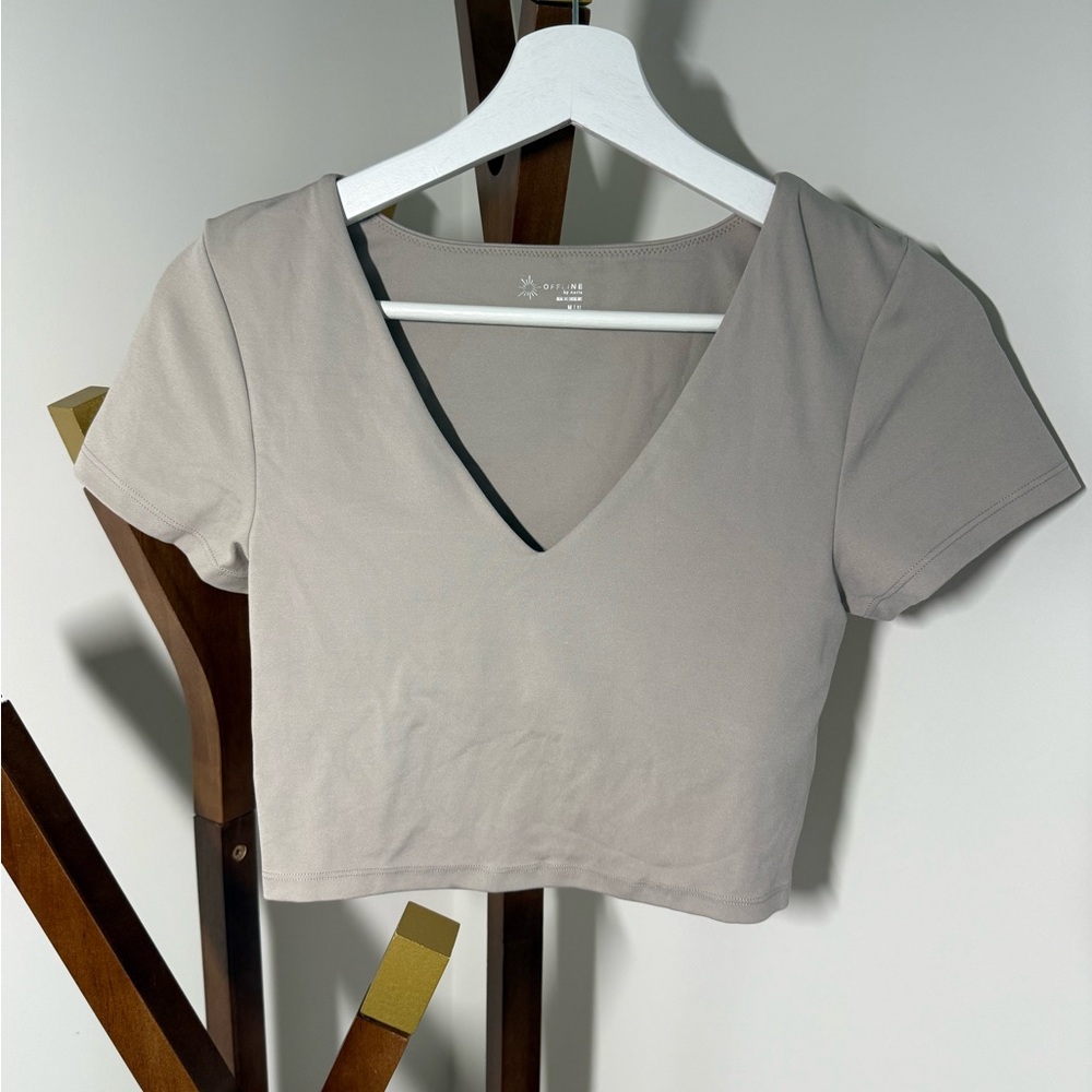 Offline aerie V-Neck Beige Crop Top Real Me sz M